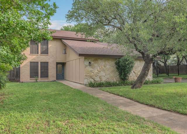 Property at 7804 Skylake Dr, Fort Worth, TX 76179, 4 beds, 3 baths