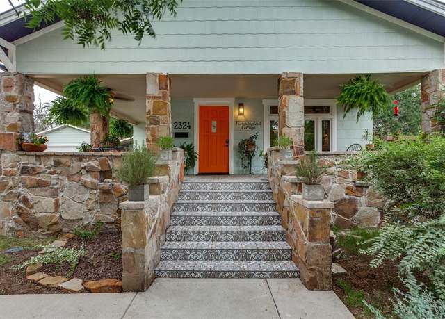 Property at 2324 Lynnhaven Rd, Fort Worth, TX 76103, 3 beds, 2 baths