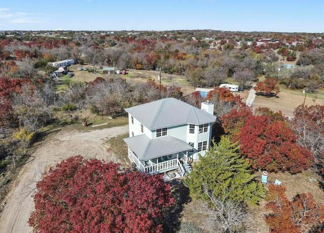 Property at 268 Victory Ln, Springtown, TX 76082, 3 beds, 2.5 baths