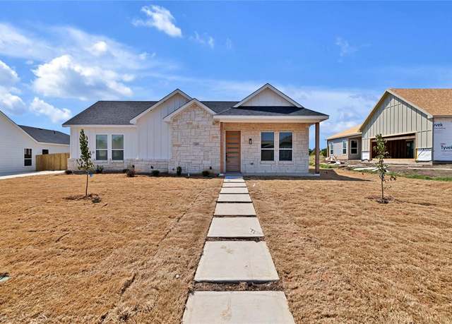 Property at 1210 Gannon Ln, Desoto, TX 75115, 4 beds, 3 baths