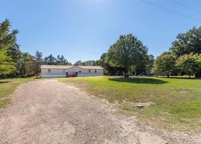 Property at 137 Hoot Owl Cir, Quinlan, TX 75474, 5 beds, 3 baths