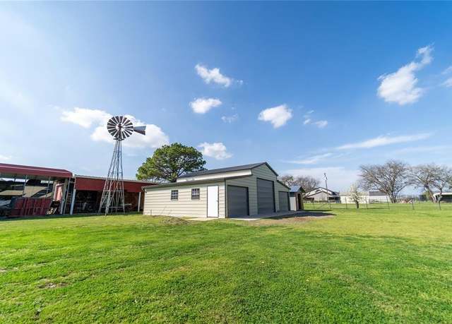 Property at 950 Brush Creek Rd, Argyle, TX 76226