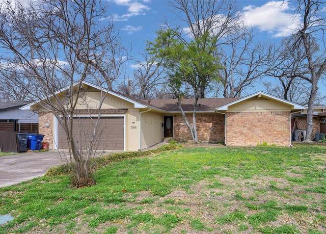 Property at 7206 Walling Ln, Dallas, TX 75231, 3 beds, 2 baths