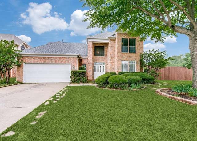 Property at 2410 Bowie Ln, Grapevine, TX 76051, 5 beds, 3.5 baths