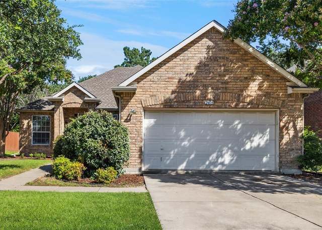Property at 2409 Spruce Ct, Little Elm, TX 75068, 3 beds, 2 baths