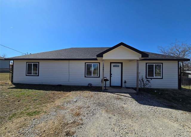 Property at 106 Edith St, Bowie, TX 76230, 3 beds, 2 baths