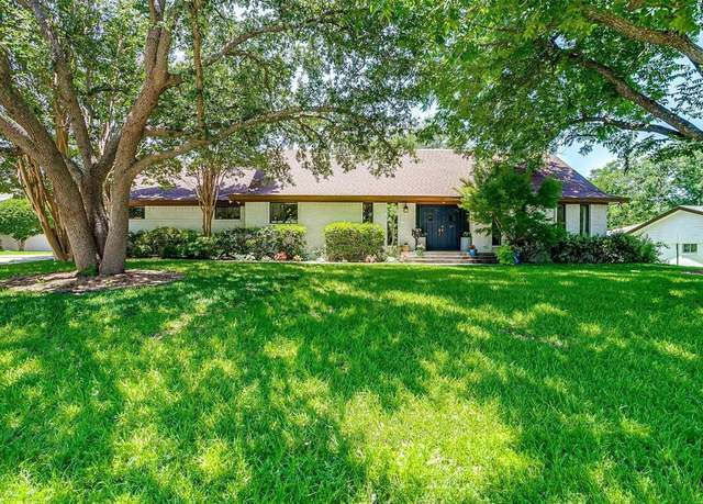 Property at 4308 Stonedale Rd, Fort Worth, TX 76116, 4 beds, 2.5 baths