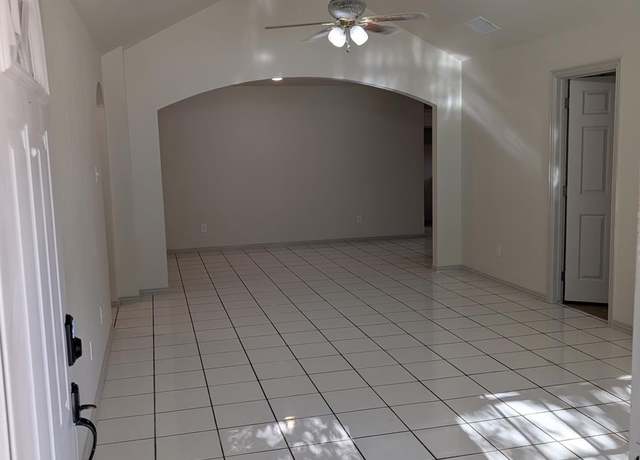 Property at 274 S St Augustine Dr, Dallas, TX 75217, 3 beds, 2.5 baths