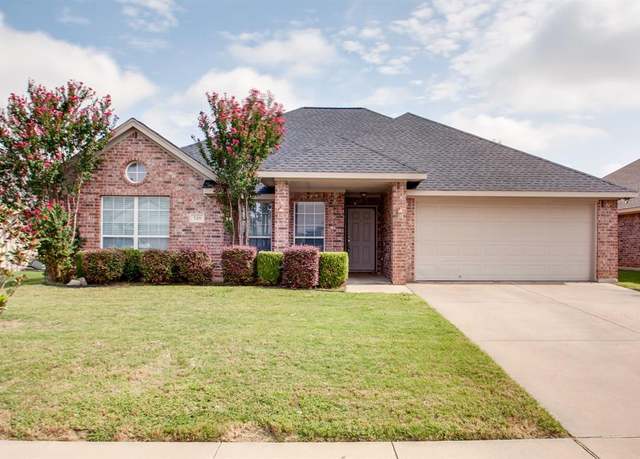 Property at 728 Snapper Dr, Burleson, TX 76028, 3 beds, 2 baths