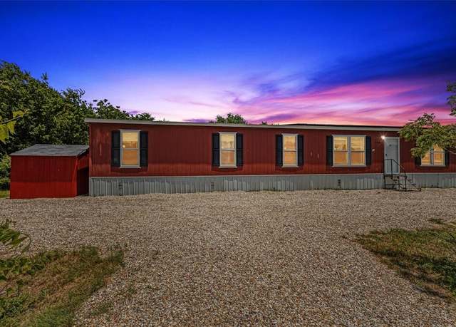 Property at 7734 Stanley Ct, Joshua, TX 76058, 4 beds, 2 baths