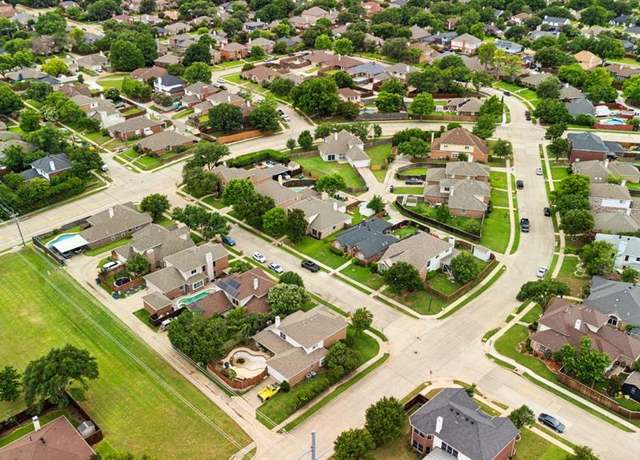 Property at 2036 Camelot Dr, Lewisville, TX 75067, 4 beds, 2.5 baths
