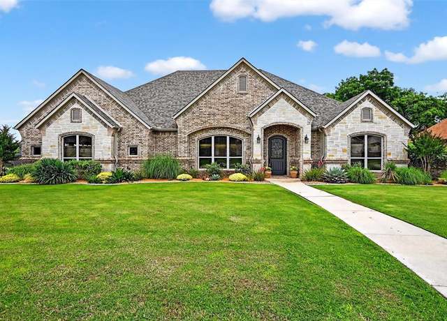 Property at 2427 Remuda Dr, Sherman, TX 75092, 4 beds, 3.5 baths