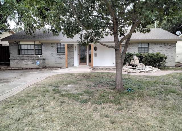 Property at 2317 Meadow Dl, Irving, TX 75060, 3 beds, 2 baths