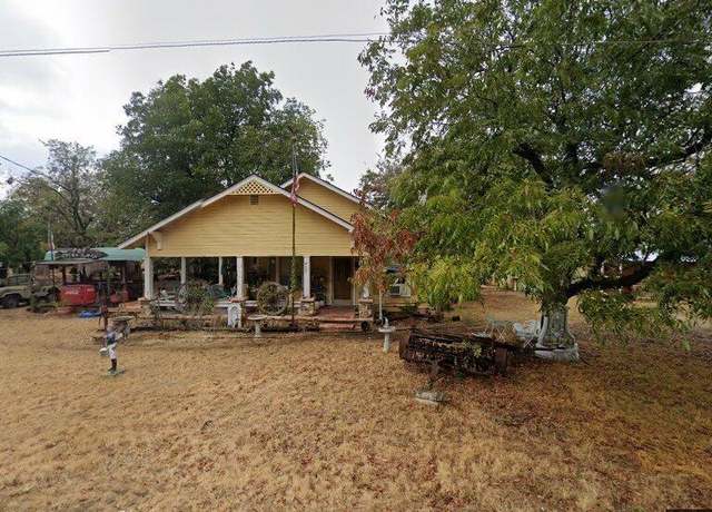 Property at 405 N Cleburne Whitney Rd, Rio Vista, TX 76093, 2 beds, 2 baths
