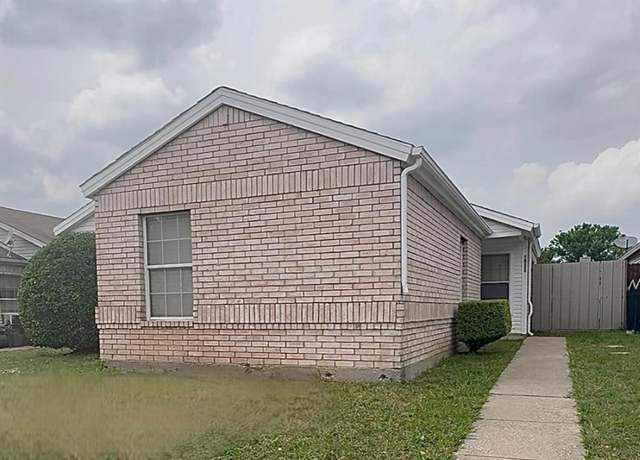 Property at 10255 Carolina Oaks Dr, Dallas, TX 75227, 3 beds, 2 baths