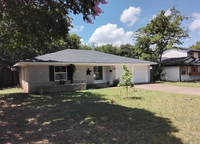 Property at 509 Worcester Way, Richardson, TX 75080, 3 beds, 2 baths