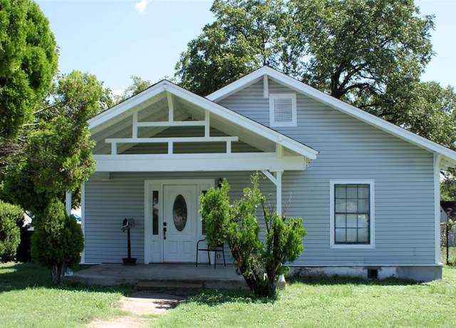 Property at 2600 Homan Ave, Waco, TX 76707, 3 beds, 1 bath