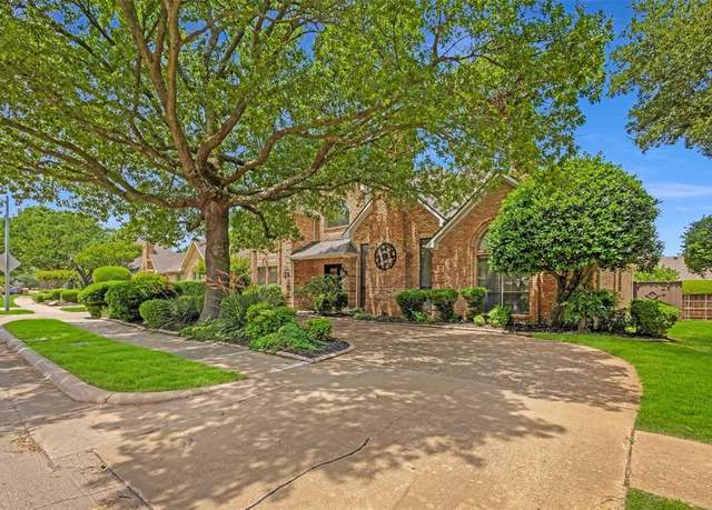 Property at 3213 Louis Dr, Plano, TX 75023, 5 beds, 4 baths