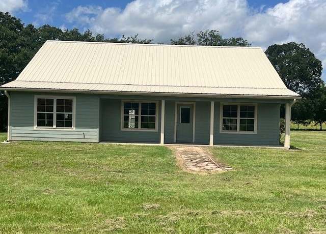 Property at 1236 County Road 1155, Brashear, TX 75420, 3 beds, 2 baths