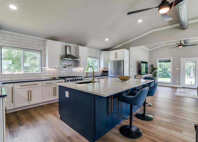 Property at 558 Private RD 7423, Emory, TX 75440, 7 beds, 7.5 baths