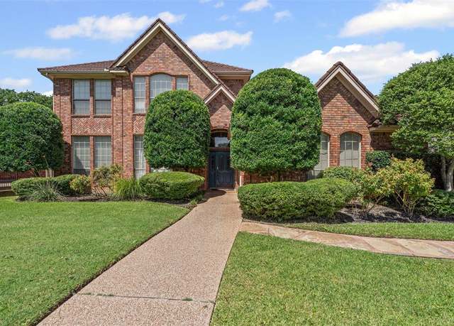 Property at 6704 Marthas Vineyard Dr, Arlington, TX 76001, 5 beds, 2.5 baths