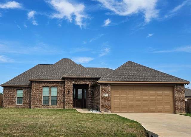 Property at 2301 Camryn Ln, Mabank, TX 75147, 4 beds, 2 baths