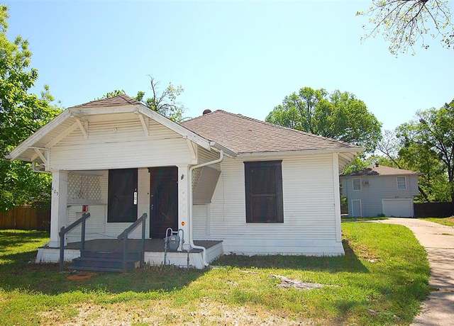 Property at 405 S Bois D Arc St, Forney, TX 75126, 5 beds, 2.5 baths