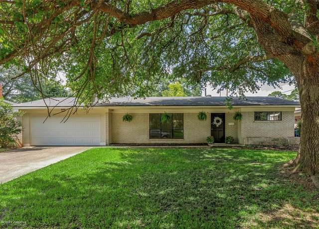Property at 506 Americana Dr, Shreveport, LA 71105, 3 beds, 2 baths