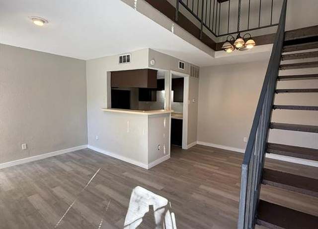 Property at 7152 Fair Oaks Ave #1029, Dallas, TX 75231, 1 bed, 1 bath