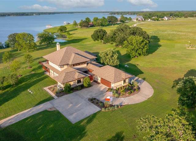 Property at 7320 S Shore Ln, Bonham, TX 75418, 4 beds, 4.5 baths