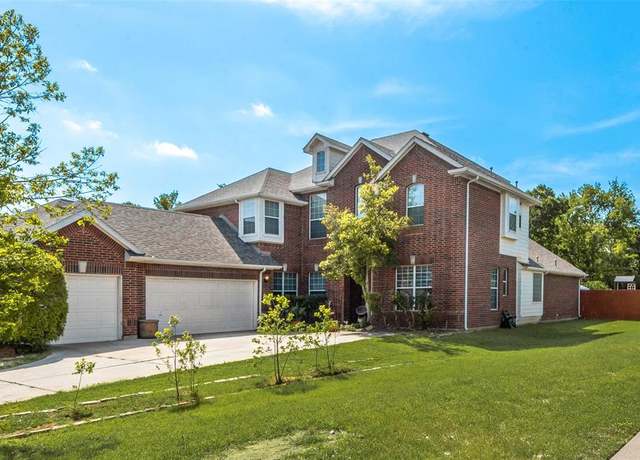 Property at 4213 Boxwood Dr, Denton, TX 76208, 4 beds, 3.5 baths
