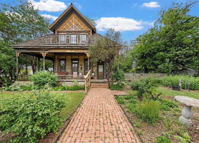 Property at 1312 N 22nd St, Waco, TX 76707, 2 beds, 1.5 baths