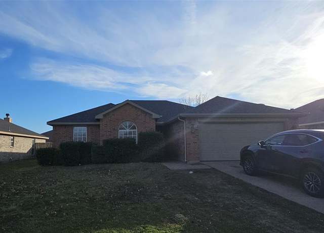 Property at 717 Rowdy Dr, Royse City, TX 75189, 3 beds, 2 baths