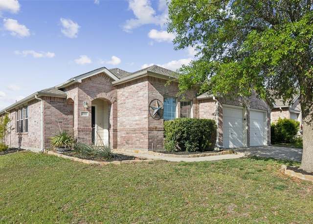 Property at 3501 Alta Vista Rd, Fort Worth, TX 76262, 3 beds, 2 baths