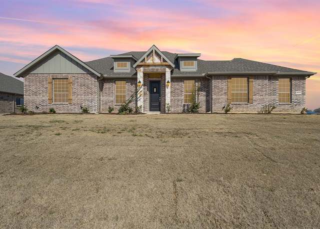 Property at 6032 Mango, Sanger, TX 76266, 4 beds, 2 baths