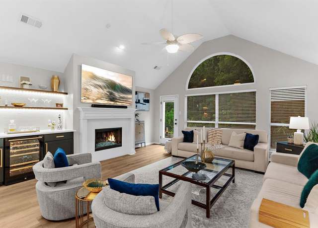 Property at 5604 Turtle Way, Mckinney, TX 75072, 3 beds, 2 baths