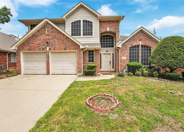 Property at 2000 Merritt Way, Arlington, TX 76018, 4 beds, 2.5 baths