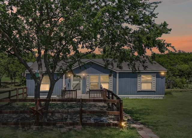 Property at 156 Aydelotte Ct, Rhome, TX 76078, 3 beds, 2 baths