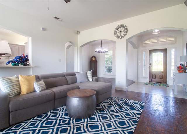 Property at 13176 Amber Meadow Dr, Talty, TX 75126, 4 beds, 2 baths