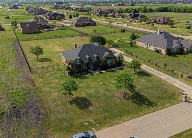 Property at 13176 Amber Meadow Dr, Talty, TX 75126, 4 beds, 2 baths