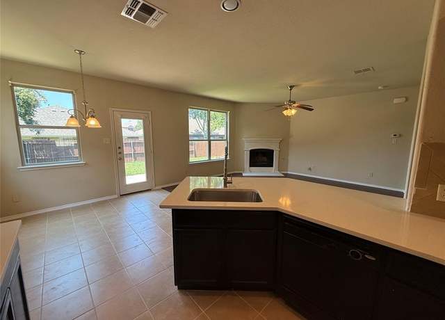 Property at 3809 White Summit Ln, Melissa, TX 75454, 4 beds, 2.5 baths