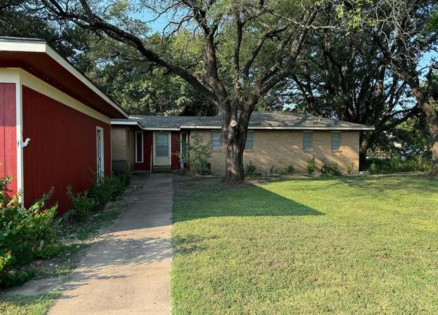 Property at 205 W Dickson, Milford, TX 76670, 2 beds, 2 baths