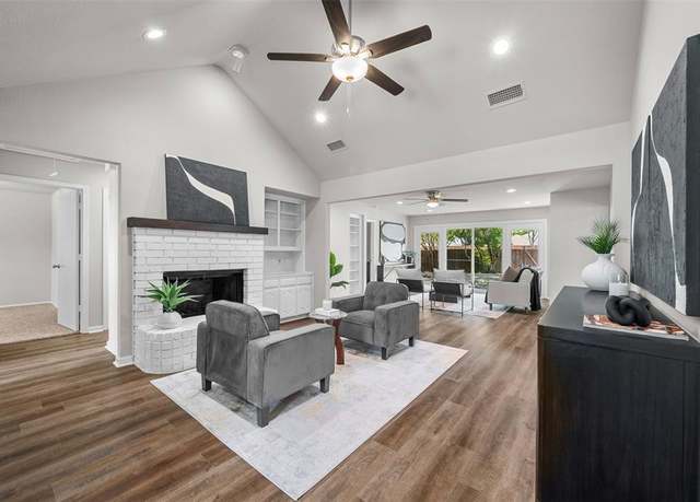 Property at 515 N Winding Oaks Dr, Wylie, TX 75098, 3 beds, 2 baths