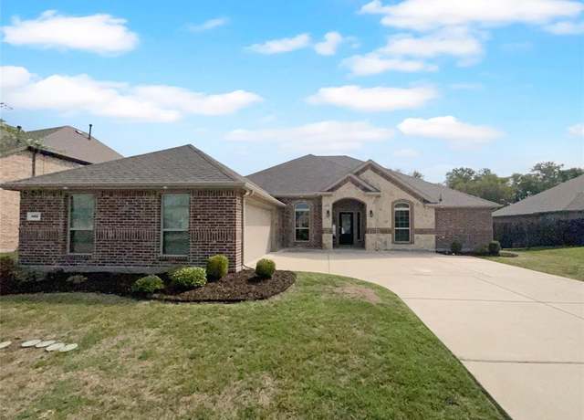 Property at 208 Rutherford Ave, Wylie, TX 75098, 4 beds, 3 baths