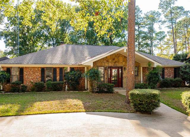 Property at 298 Bent Horseshoe, Holly Lake Ranch, TX 75765, 3 beds, 2.5 baths