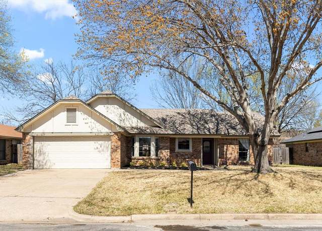 Property at 3917 Spoonwood Ln, Fort Worth, TX 76137, 3 beds, 2 baths