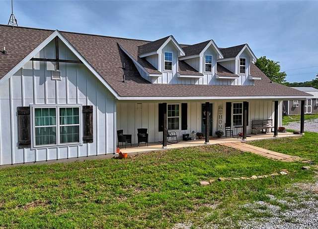 Property at 657 Pink Wilson Rd, Bowie, TX 76230, 3 beds, 2.5 baths