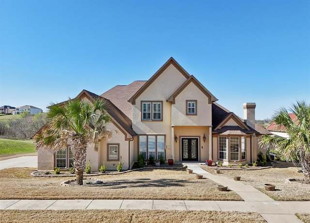 Property at 319 Golden Pond Dr, Cedar Hill, TX 75104, 4 beds, 5 baths