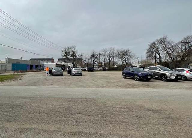 Property at 2600 Whitmore St, Fort Worth, TX 76107