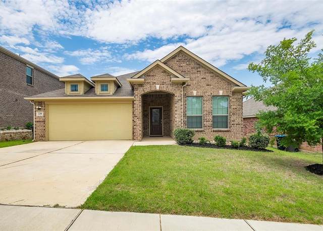 Property at 220 Ridgeland Oaks Dr, Fort Worth, TX 76120, 3 beds, 2 baths
